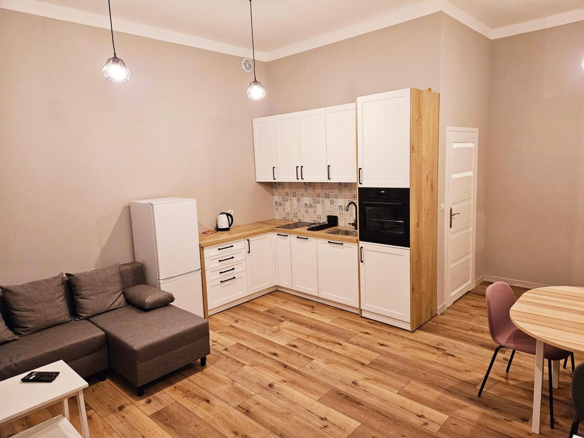 Appartamento Justinrent 3 Legnica Esterno foto